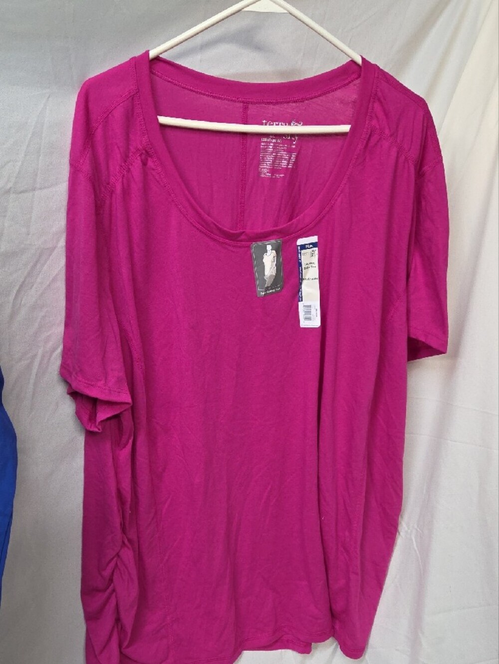 Catherines Royal Blue Stretch Capri, + Pink T-shirt - Picture 3 of 6